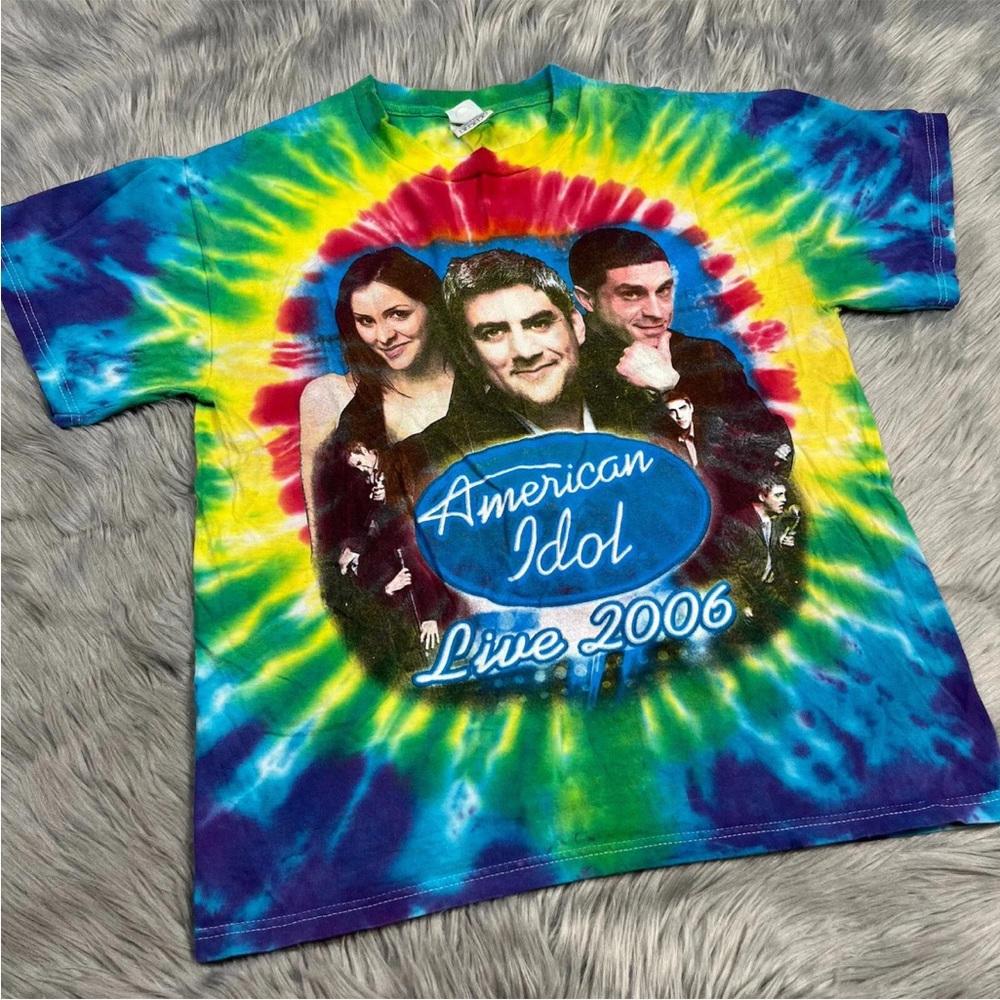 Y2K 2006 American Idol Live Tour Rainbow Tie Dye Shirt